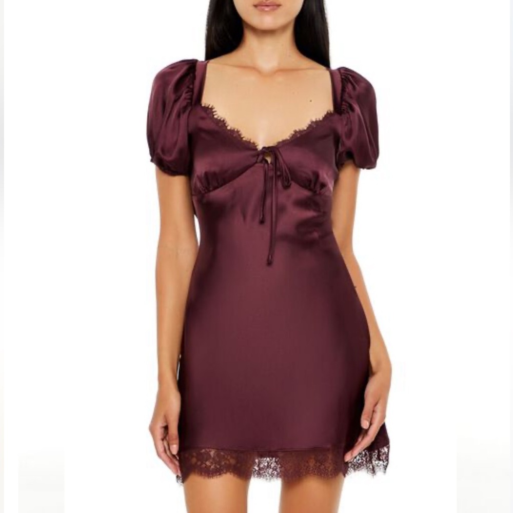 NWT Forever 21 Eyelash Lace Satin Mini Dress Merlot Small